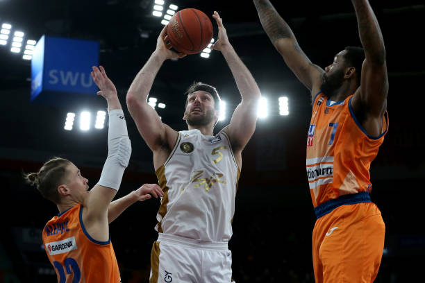 国乒展示雄 国乒展示雄